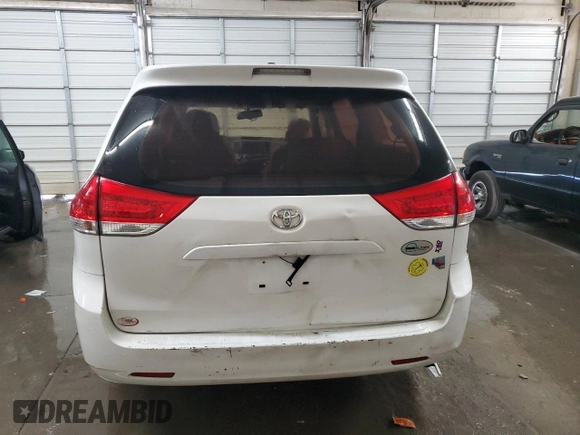 2011 Toyota Sienna with VIN 5TDZK3DC2BS006079, listed as a Copart auction lot 47065045 with 195,663 mi miles and Salvage Title. Bid and sale history available at carsss.com. Image 6.