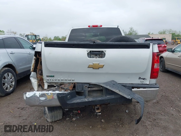 2011 Chevrolet Silverado 1500 LT with VIN 1GCRCSE00BZ235080, listed as a IAAI auction lot 42181793 with 208,625 mi miles and . Bid and sale history available at DreamBid. Image 17.