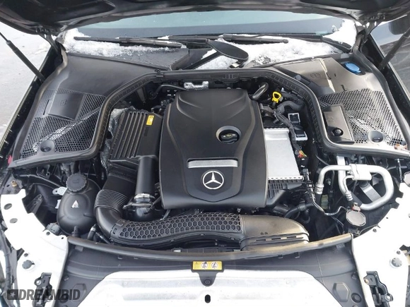 2018 Mercedes-Benz C-Class C 300 with VIN 55SWF4KB8JU281738, listed as a IAAI auction lot 41360436 with 61,170 mi miles. Bid and sale history available at carsss.com. Image 10.