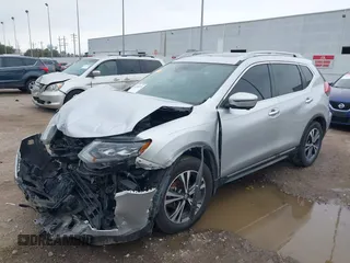 2017 Nissan Rogue SL с VIN 5N1AT2MTXHC887379, выставлен на аукционе IAAI как лот 41559233 с пробегом 205 973 миль миль и . История ставок и продаж доступна на DreamBid. Изображение 18.