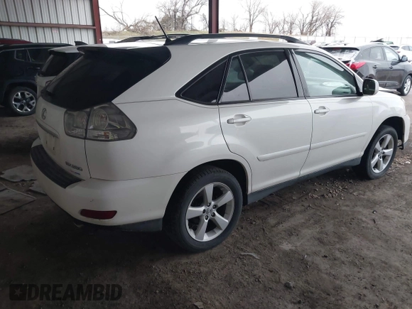 2006 Lexus RX with VIN 2T2GA31U76C046854, listed as a IAAI auction lot 41939704 with 258,368 mi miles. Bid and sale history available at carsss.com. Image 4.