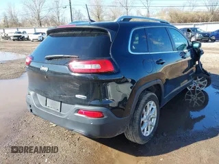 2018 Jeep Cherokee Latitude Plus with VIN 1C4PJLLB1JD552353, listed as a IAAI auction lot 41857521 with 69,880 mi miles. Bid and sale history available at carsss.com. Image 4.
