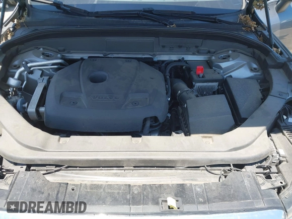 2019 Volvo XC60 Momentum with VIN LYV102DKXKB224961, listed as a IAAI auction lot 42377394 with 71,234 mi miles and . Bid and sale history available at DreamBid. Image 10.
