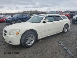 2005 Dodge Magnum RT with VIN 2D8GV58245H683148, listed as a Copart auction lot 52920375 with 315,291 mi miles and Clean Title. Bid and sale history available at carsss.com. Image 1.