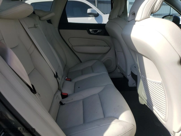 2023 Volvo XC60 Plus Bright Theme with VIN YV4L12RE4P1319293, listed as a Copart auction lot 45730855 with 16,820 mi miles and Salvage Title. Bid and sale history available at carsss.com. Image 11.