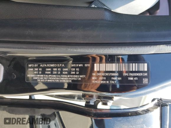 2018 Alfa Romeo Giulia Ti Sport z VIN ZARFAECN7J7588845, wystawiony jako Copart lot #55140535 z przebiegiem Nie podano mil oraz Szkoda całkowita • Salvage title. Historia ofert i sprzedaży dostępna na DreamBid. Obrazek 12.