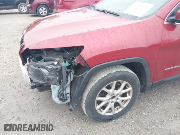 2016 Jeep Cherokee Latitude z VIN 1C4PJMCB4GW206011, wystawiony jako IAAI lot #42354190 z przebiegiem 123 474 mil mil oraz . Historia ofert i sprzedaży dostępna na DreamBid. Obrazek 18.