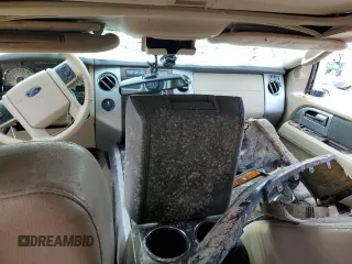 2011 Ford Expedition XLT z VIN 1FMJU1J53BEF02687, wystawiony jako Copart lot #45021695 z przebiegiem Nie podano mil oraz Szkoda całkowita • Salvage title. Historia ofert i sprzedaży dostępna na DreamBid. Obrazek 8.