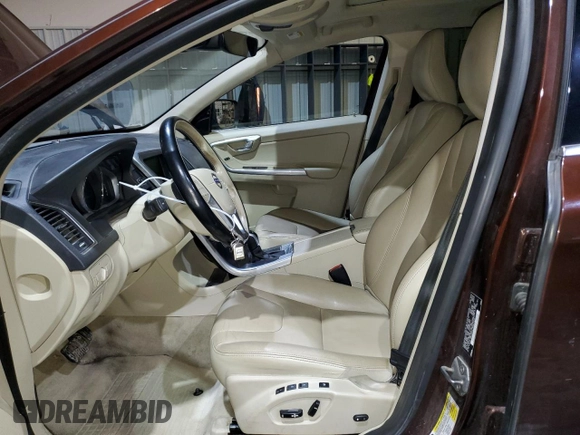 2015 Volvo XC60 T5 with VIN YV4612RK3F2677464, listed as a Copart auction lot 47988735 with 120,827 mi miles and Salvage Title. Bid and sale history available at carsss.com. Image 7.
