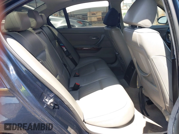 2006 BMW 3 Series 325i z VIN WBAVB13526KX50216, wystawiony jako IAAI lot #42086681 z przebiegiem 203 047 mil mil oraz . Historia ofert i sprzedaży dostępna na DreamBid. Obrazek 8.