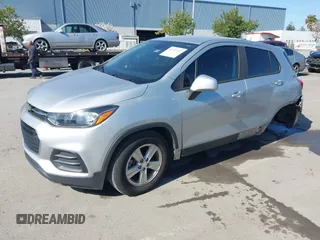 2019 Chevrolet Trax LS with VIN 3GNCJKSB3KL261348, listed as a IAAI auction lot 41933143 with 58,202 mi miles. Bid and sale history available at carsss.com. Image 18.