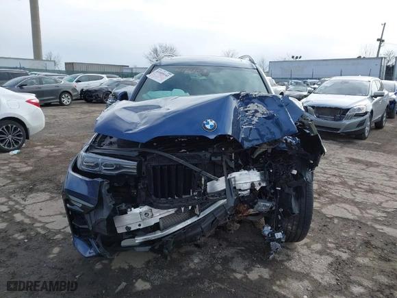 2020 BMW X7 xDrive40i with VIN 5UXCW2C06L9B56113, listed as a IAAI auction lot 41617013 with NaN miles. Bid and sale history available at carsss.com. Image 13.