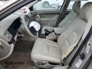 2005 Volvo S80 with VIN YV1TS592051407935, listed as a Copart auction lot 40319174 with 0 mi miles and Salvage Title. Bid and sale history available at carsss.com. Image 7.