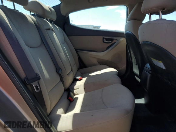 2015 Hyundai Elantra SE z VIN 5NPDH4AE2FH573974, wystawiony jako Copart lot #55944695 z przebiegiem Nie podano mil oraz Szkoda całkowita • Salvage title. Historia ofert i sprzedaży dostępna na DreamBid. Obrazek 10.