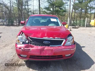 2006 Ford Five Hundred SEL с VIN 1FAFP24136G187924, выставлен на аукционе IAAI как лот 42086207 с пробегом 57 968 миль миль и . История ставок и продаж доступна на DreamBid. Изображение 12.