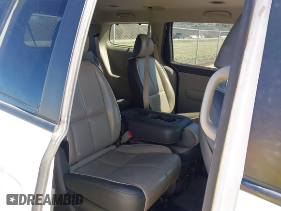2017 Kia Sedona LX with VIN KNDMB5C18H6310158, listed as a IAAI auction lot 41808613 with 169,383 mi miles. Bid and sale history available at carsss.com. Image 8.