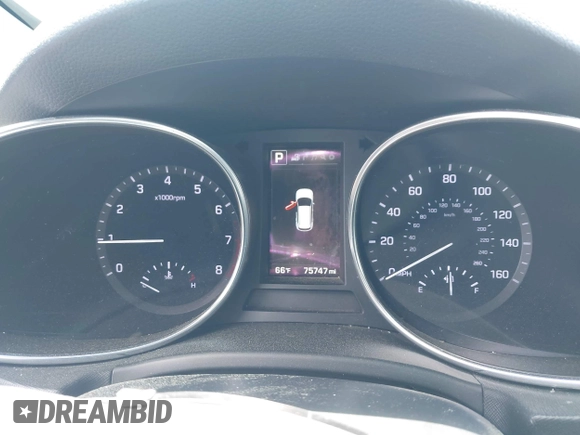 2017 Hyundai Santa Fe Ultimate z VIN 5NMZW4LA7HH047989, wystawiony jako IAAI lot #42051500 z przebiegiem 75 747 mil mil oraz . Historia ofert i sprzedaży dostępna na DreamBid. Obrazek 7.