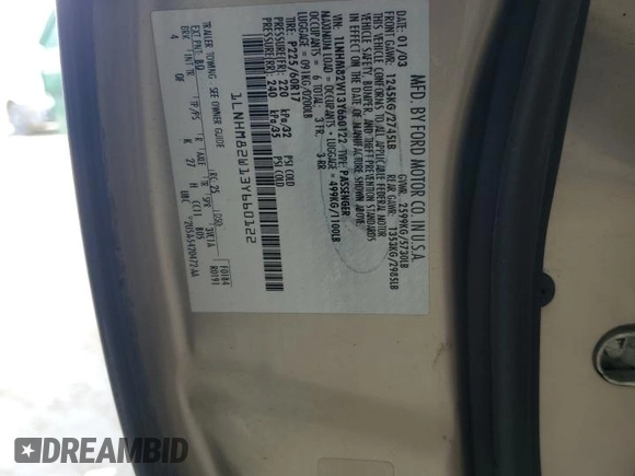 2003 Lincoln Town Car Signature z VIN 1LNHM82W13Y660122, wystawiony jako Copart lot #51790595 z przebiegiem 151 371 mil mil oraz Nie do naprawy • Non repairable. Historia ofert i sprzedaży dostępna na DreamBid. Obrazek 12.