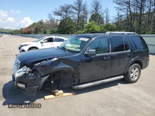2010 Ford Explorer XLT z VIN 1FMEU7DE0AUA15855, wystawiony jako Copart lot #63564325 z przebiegiem 136 144 mil mil oraz Szkoda całkowita • Salvage title. Historia ofert i sprzedaży dostępna na DreamBid. Obrazek 1.