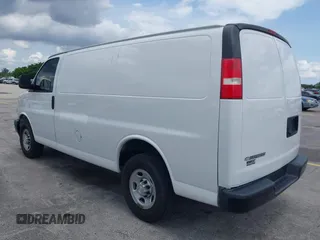 2018 Chevrolet Express Cargo with VIN 1GCWGAFP0J1342902, listed as a IAAI auction lot 42568676 with 98,489 mi miles and . Bid and sale history available at DreamBid. Image 3.