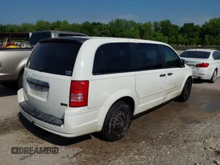 2008 Chrysler Town & Country LX with VIN 2A8HR44H18R749321, listed as a IAAI auction lot 41950374 with 167,210 mi miles. Bid and sale history available at carsss.com. Image 4.