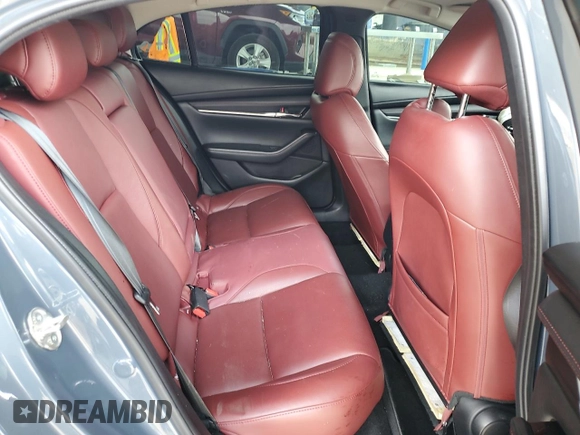 2022 Mazda 3 Carbon Edition with VIN 3MZBPACL0NM318475, listed as a Copart auction lot 59286455 with 27,327 mi miles and Salvage title. Bid and sale history available at DreamBid. Image 10.