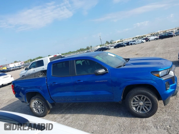 2023 Chevrolet Colorado 2WD LT z VIN 1GCPSCEK8P1198741, wystawiony jako IAAI lot #41993251 z przebiegiem 17 106 mil mil oraz . Historia ofert i sprzedaży dostępna na DreamBid. Obrazek 14.