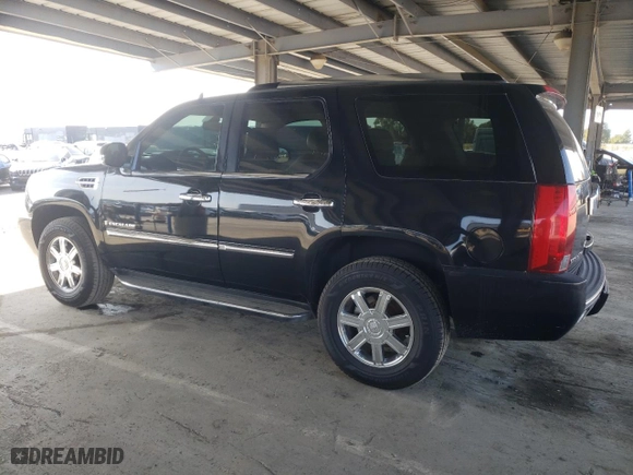 2007 Cadillac Escalade with VIN 1GYFK638X7R199504, listed as a Copart auction lot 50198375 with 150,830 mi miles and Clean Title. Bid and sale history available at carsss.com. Image 2.