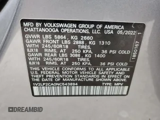 2022 Volkswagen Atlas SE z VIN 1V2LP2CA0NC543894, wystawiony jako Copart lot #42043095 z przebiegiem 56 738 mil mil oraz Czysty tytuł • Clean title. Historia ofert i sprzedaży dostępna na DreamBid. Obrazek 13.