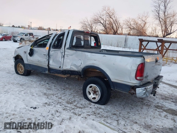 1999 Ford F-150 XL with VIN 1FTRX18LXXNA44916, listed as a IAAI auction lot 41322276 with 1 mi miles. Bid and sale history available at carsss.com. Image 3.