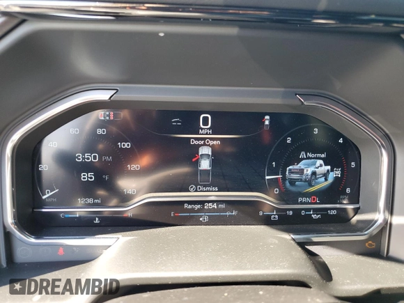 2025 GMC Sierra 2500HD AT4 z VIN 1GT4UPEY8SF101946, wystawiony jako Copart lot #44000195 z przebiegiem 1 238 mil mil oraz Nie do naprawy • Non repairable. Historia ofert i sprzedaży dostępna na DreamBid. Obrazek 9.
