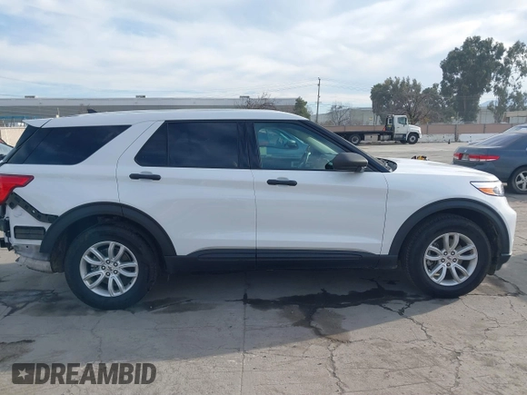 2021 Ford Explorer with VIN 1FMSK8BH8MGA44034, listed as a IAAI auction lot 41701440 with 56,240 mi miles. Bid and sale history available at carsss.com. Image 14.