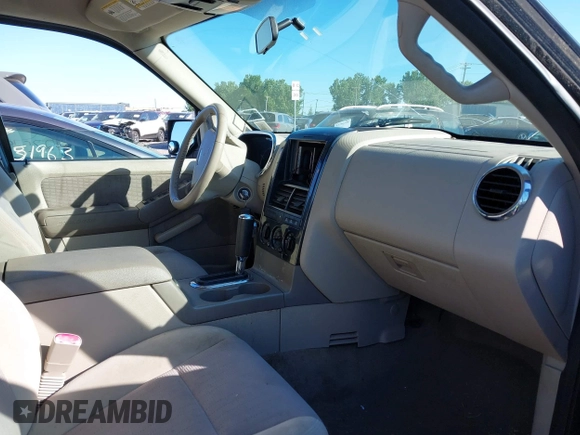 2007 Ford Explorer XLT с VIN 1FMEU73E77UB84443, выставлен на аукционе IAAI как лот 42813536 с пробегом 186 309 миль миль и . История ставок и продаж доступна на DreamBid. Изображение 5.