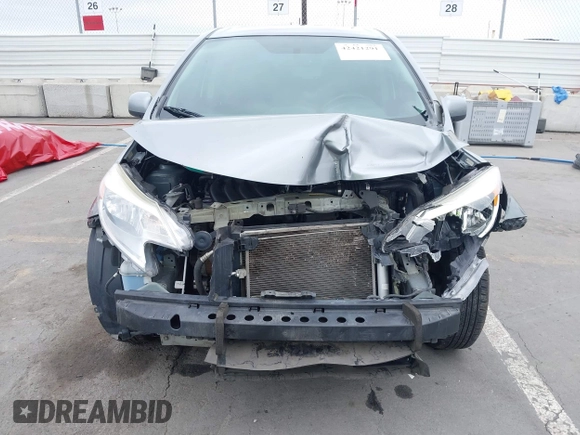 2014 Nissan Note SV z VIN 3N1CE2CP3EL394433, wystawiony jako IAAI lot #42421291 z przebiegiem 100 966 mil mil oraz . Historia ofert i sprzedaży dostępna na DreamBid. Obrazek 6.
