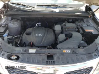 2013 Kia Sorento LX z VIN 5XYKT3A6XDG408459, wystawiony jako Copart lot #52556785 z przebiegiem 195 680 mil mil oraz Szkoda całkowita • Salvage title. Historia ofert i sprzedaży dostępna na DreamBid. Obrazek 12.
