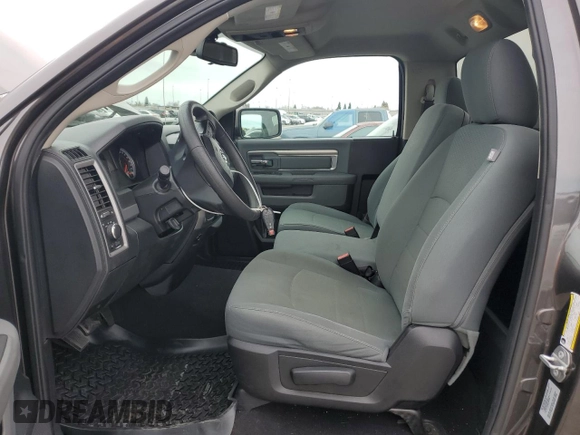2015 Ram 1500 Tradesman z VIN 3C6JR6AT2FG699259, wystawiony jako Copart lot #44975405 z przebiegiem 211 433 mil mil oraz Czysty tytuł • Clean title. Historia ofert i sprzedaży dostępna na DreamBid. Obrazek 7.