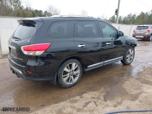 2014 Nissan Pathfinder Platinum with VIN 5N1AR2MN9EC646084, listed as a IAAI auction lot 41741038 with 211,525 mi miles. Bid and sale history available at carsss.com. Image 4.