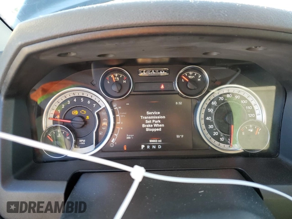 2018 Ram 1500 Big Horn z VIN 1C6RR6TT8JS119174, wystawiony jako Copart lot #83076214 z przebiegiem 99 663 mil mil oraz Nie do naprawy • Non repairable. Historia ofert i sprzedaży dostępna na DreamBid. Obrazek 9.