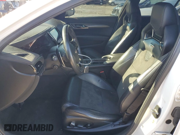 2016 Cadillac ATS-V z VIN 1G6AN5SY1G0151965, wystawiony jako Copart lot #43173675 z przebiegiem 66 874 mil mil oraz Szkody całkowita. Historia ofert i sprzedaży dostępna na DreamBid. Obrazek 7.