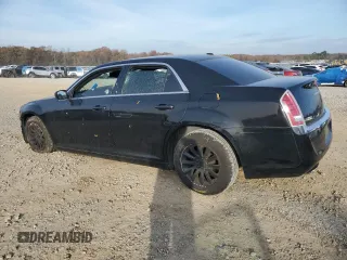 2014 Chrysler 300 z VIN 2C3CCAAG1EH336060, wystawiony jako Copart lot #83682584 z przebiegiem 108 317 mil mil oraz Czysty tytuł • Clean title. Historia ofert i sprzedaży dostępna na DreamBid. Obrazek 2.