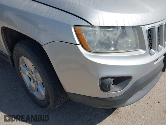 2013 Jeep Compass High Altitude Edition with VIN 1C4NJCEA3DD158952, listed as a IAAI auction lot 41998007 with 179,503 mi miles. Bid and sale history available at carsss.com. Image 6.