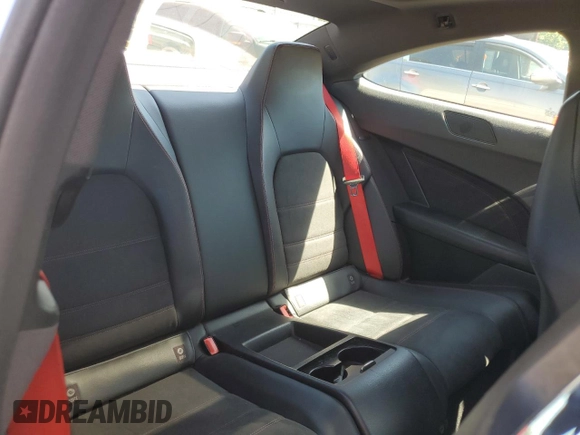 2013 Mercedes-Benz C 350 с VIN WDDGJ5HB1DF957633, выставлен на аукционе Copart как лот 65576675 с пробегом 232 132 миль миль и Списание • Salvage title. История ставок и продаж доступна на DreamBid. Изображение 10.
