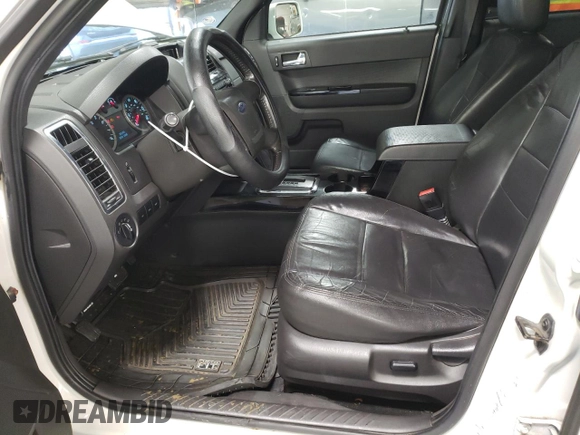 2012 Ford Escape Limited z VIN 1FMCU9EG3CKB88495, wystawiony jako Copart lot #80096324 z przebiegiem 382 892 mil mil oraz Szkoda całkowita • Salvage title. Historia ofert i sprzedaży dostępna na DreamBid. Obrazek 7.
