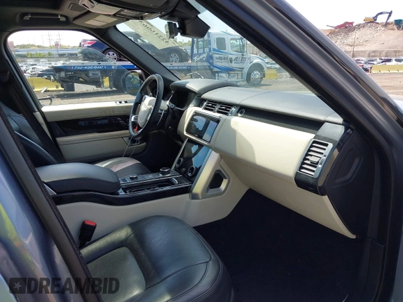 2020 Land Rover Range Rover Autobiography с VIN SALGV5SE3LA400728, выставлен на аукционе IAAI как лот 42216063 с пробегом 68 371 миль миль и . История ставок и продаж доступна на DreamBid. Изображение 5.