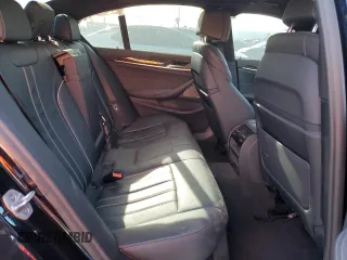 2021 BMW 5 Series M550i xDrive z VIN WBA13BK06MCF92173, wystawiony jako Copart lot #87707035 z przebiegiem Nie podano mil oraz Szkoda całkowita • Salvage title. Historia ofert i sprzedaży dostępna na DreamBid. Obrazek 11.