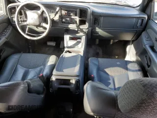 2002 Chevrolet Avalanche with VIN 3GNEC13T02G128530, listed as a Copart auction lot 74016064 with 290,258 mi miles and Salvage Title. Bid and sale history available at carsss.com. Image 8.