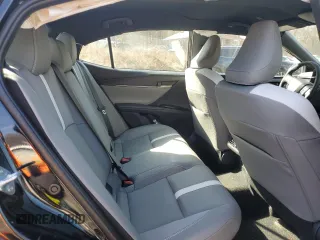 2025 Toyota Camry LE z VIN 4T1DBADK3SU510279, wystawiony jako Copart lot #46408205 z przebiegiem 7 274 mil mil oraz Szkoda całkowita • Salvage title. Historia ofert i sprzedaży dostępna na DreamBid. Obrazek 10.
