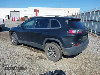 2019 Jeep Cherokee Latitude Plus with VIN 1C4PJMLBXKD229927, listed as a IAAI auction lot 42238552 with 90,984 mi miles and . Bid and sale history available at DreamBid. Image 3.