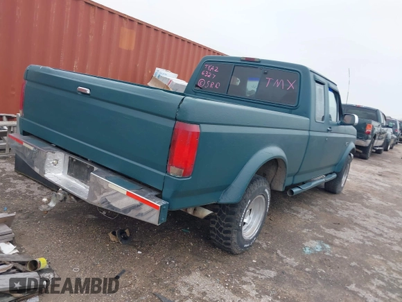 1996 Ford F-150 with VIN 1FTEX14H6TKA26327, listed as a IAAI auction lot 41441532 with 364,171 mi miles. Bid and sale history available at carsss.com. Image 4.