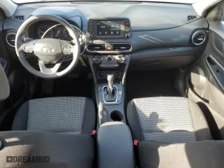 2020 Hyundai Kona SE with VIN KM8K12AA9LU442695, listed as a Copart auction lot 45700635 with 79,811 mi miles and Salvage Title. Bid and sale history available at carsss.com. Image 8.